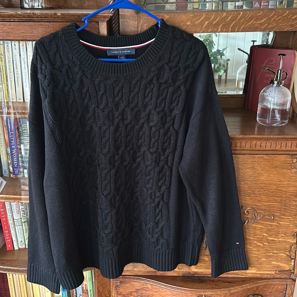 Tommy Hilfiger Black Ribbed Knit Pullover Sz L New Condition